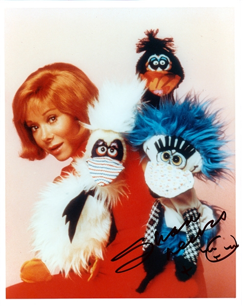 Shari Lewis & Lamb Chop IN-PERSON Signed 8x10 Photo  (Third Party Guarantee)