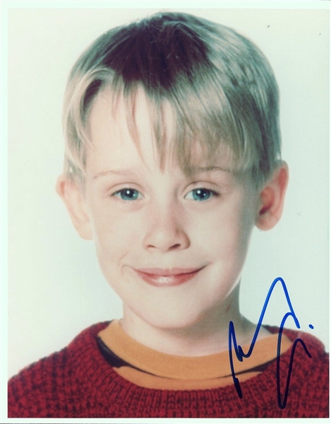 Home Alone: Macaulay Culkin Signed 8" x 10" Photo (JSA COA)
