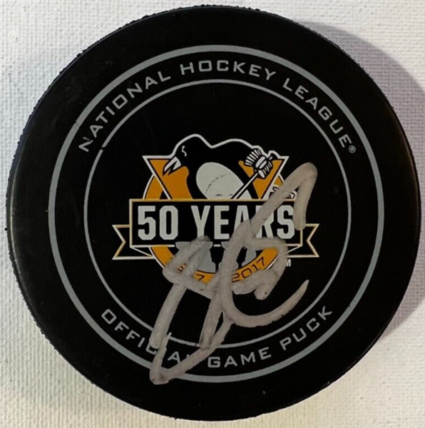 Sidney Crosby Signed Pittsburgh Penguins Hockey Puck (JSA COA)