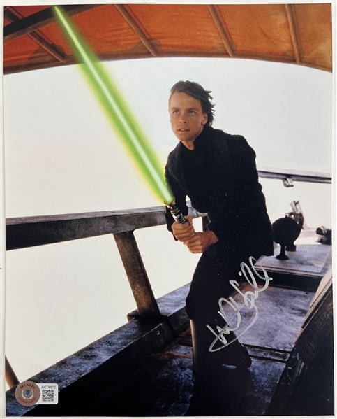 Star Wars: Mark Hamill Signed 8" x 10" Photo (Beckett/BAS LOA)