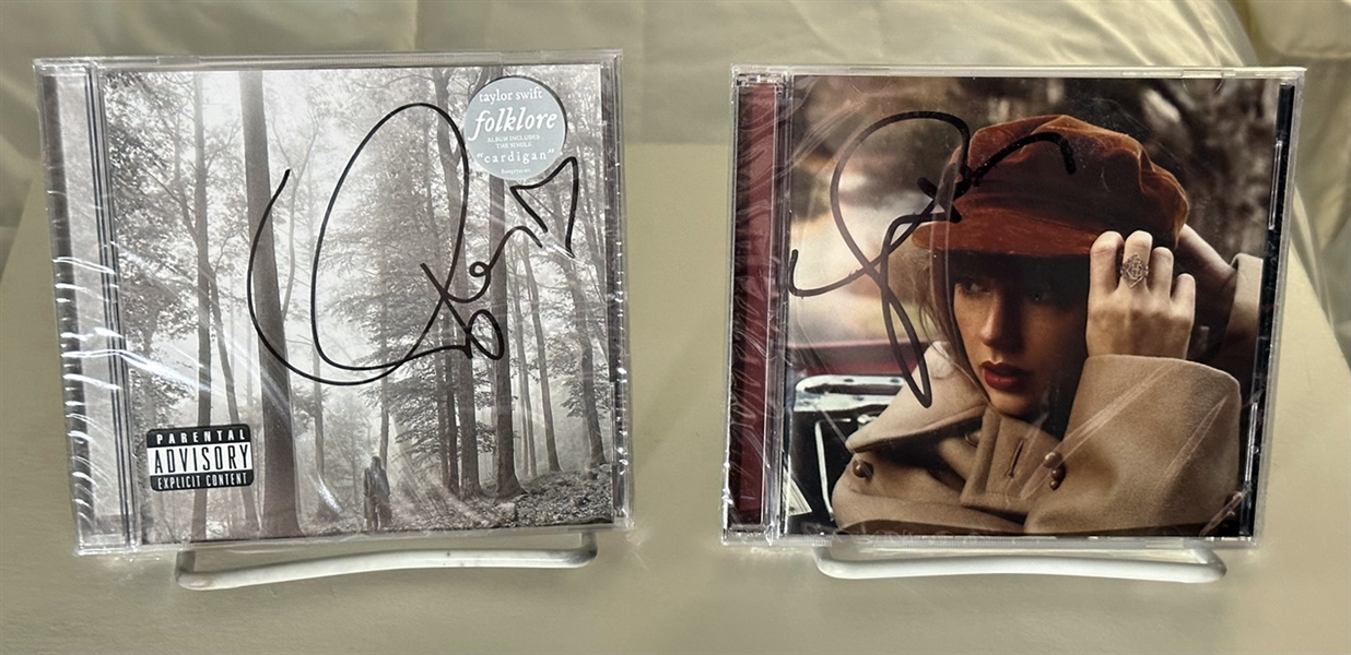 Taylor Swift (2) Authentic Signed CDs! Folklore & RED Taylors Version (Third Party Guarantee)