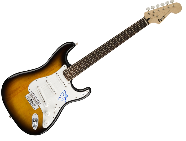 Nirvana / Foo Fighters Dave Grohl Signed Stratocaster Guitar (JSA)