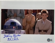 Star Wars: Kenny Baker Signed 8" x 10" Photograph (Beckett/BAS)