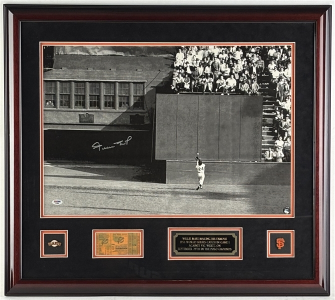 Willie Mays Signed Photo in Framed Commemorative Display (PSA/DNA Sticker)