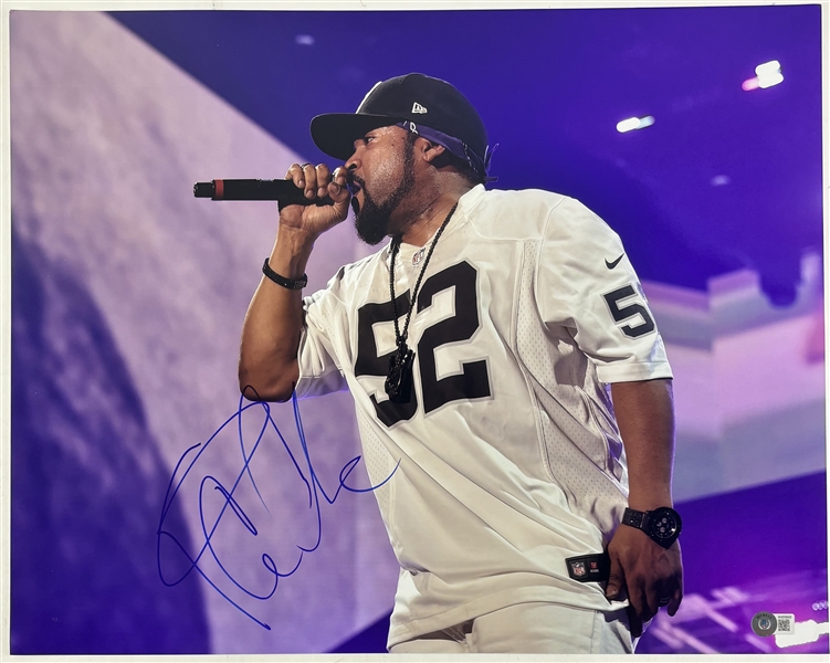 Ice Cube Signed 16" x 20" Concert Photo (Beckett/BAS)
