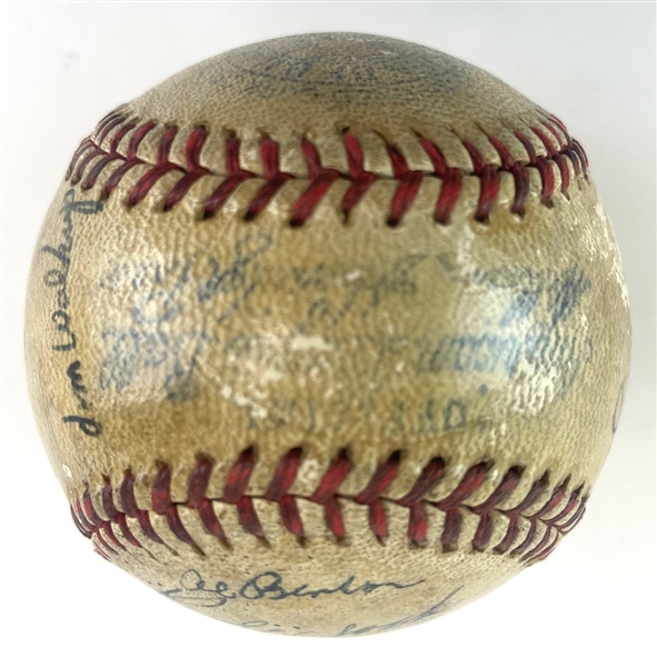 1939 Detroit Tigers Team Signed OAL Baseball (17/Sigs)  (Beckett/BAS) 