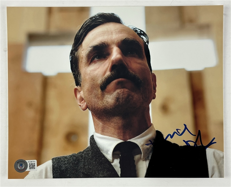 Daniel Day Lewis Signed 8" x 10" "There Will Be Blood" Photo (Beckett/BAS LOA)