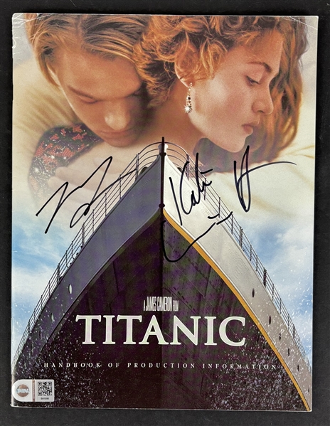 Titanic: Leonardo DiCaprio & Kate Winslet Signed Production Handbook (SWAU Holo)