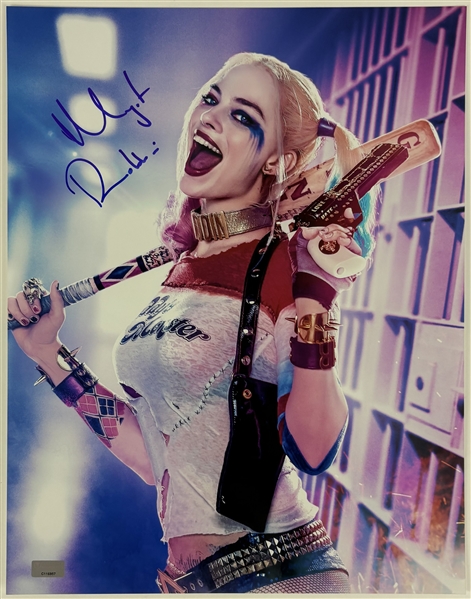 Suicide Squad: Margot Robbie Signed 11" x 14" Photo (Celebrity Authentics)