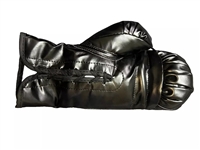 Floyd Mayweather Jr. Signed Everlast Boxing Glove (Beckett/BAS Witnessed)