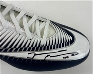 Chicago Bears Tremaine Edmunds Signed Cleat (Beckett/BAS Witnessed)