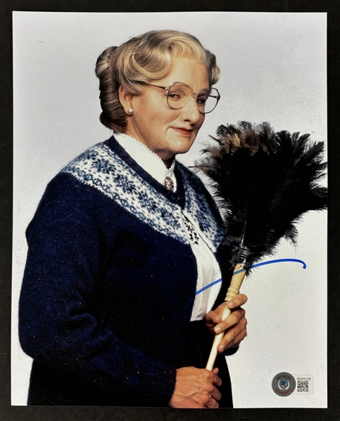 Robin Williams 8" x 10" Mrs. Doubtfire Photograph (Beckett/BAS)