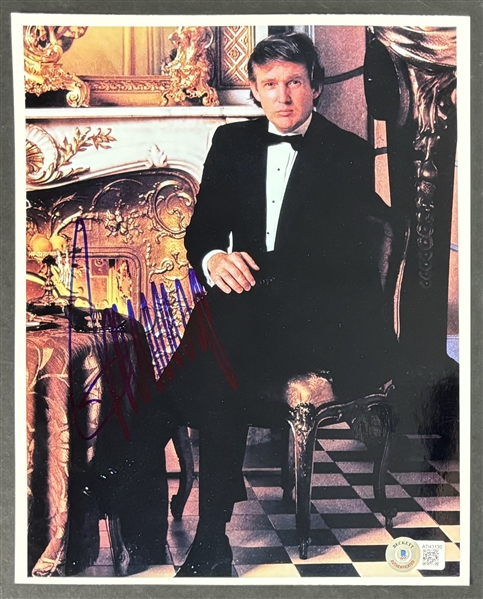 Donald Trump Signed 8" x 10" Color Photograph (Beckett/BAS)