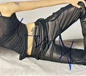Angelina Jolie Signed 8 x 10 Photo (PSA/DNA)