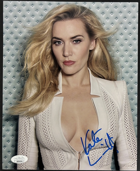 Kate Winslet Signed 8" x 10" Photo (JSA)