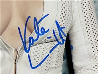 Kate Winslet Signed 8 x 10 Photo (JSA)
