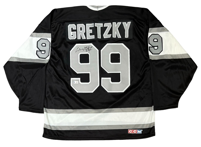 Wayne Gretzky Signed LA Kings Game Model Jersey (Beckett/BAS LOA)