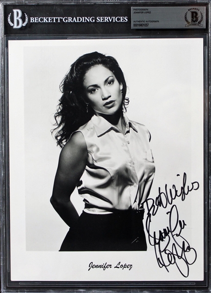 Jennifer Lopez Signed 8" x 10" Photo (Beckett/BAS Encapsulated & LOA)