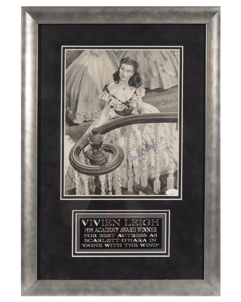 Vivien Leigh Signed Vintage 8” x 10” B&W Photo as Scarlett O’Hara from Gone With The Wind! (JSA LOA)