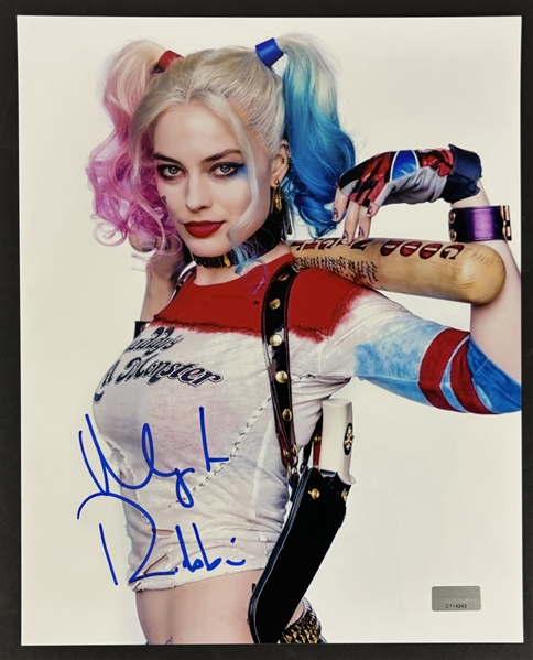 Margot Robbie Signed 8" x 10" Photo as Harley Quinn (Celebrity Authentics)