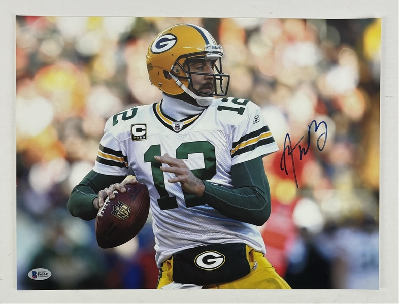 Aaron Rodgers Signed 12" x 16" Photograph (Beckett/BAS)