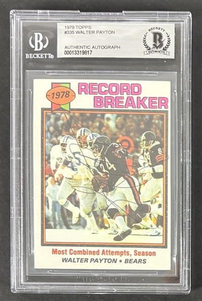 Walter Payton Signed 1979 Topps #335 Trading Card (Beckett/BAS Encapsulated)