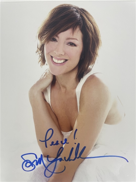 Sarah McLachlan Signed Photograph (Beckett/BAS)