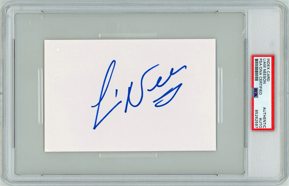 Liam Neeson Signed 4" x 6" Index Card (PSA/DNA Encapsulated)