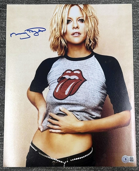 Actress Meg Ryan Signed Sexy 11x14 Photo (Beckett/BAS) 