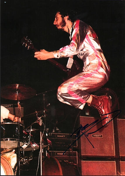 The Who: Pete Townshend Signed 11" x 14" Photo (Beckett/BAS)