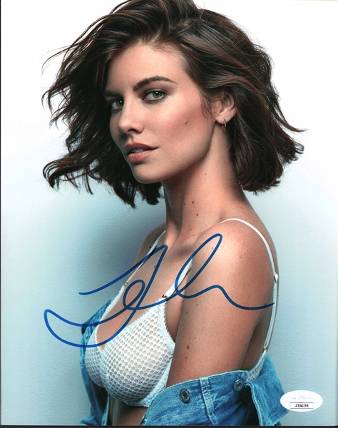 Lauren Cohan Signed 8" x 10" Photo (JSA)