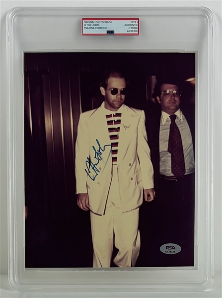 Elton John Vintage Signed Type I 8" x 10" Photograph (c. 1970s)(PSA/DNA Encapsulated)