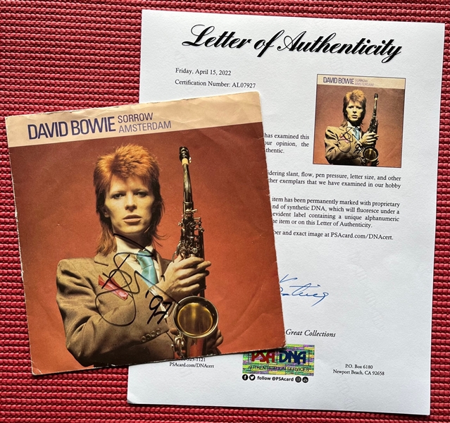 David Bowie Signed "Sorrow / Amsterdam" 45 RPM (PSA/DNA LOA)