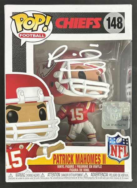 Patrick Mahomes Signed Chiefs Funko Pop #148 (PSA/DNA)