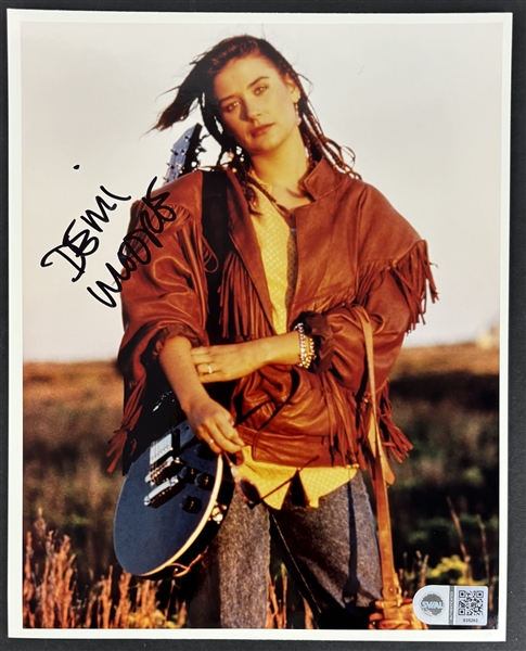 Demi Moore Signed 8" x 10" Photograph (SWAU Holo)