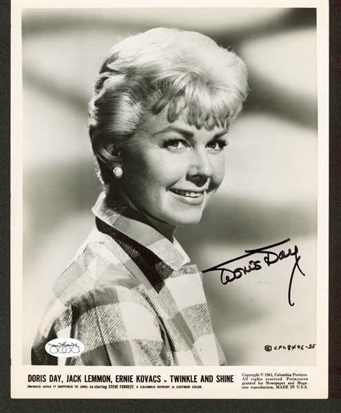 Doris Day Signed 8" x 10" Promo Photo (JSA)