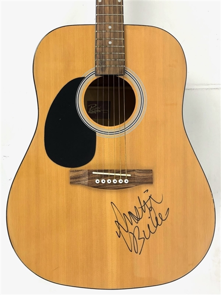 Justin Bieber Signed Acoustic Guitar (Beckett/BAS)