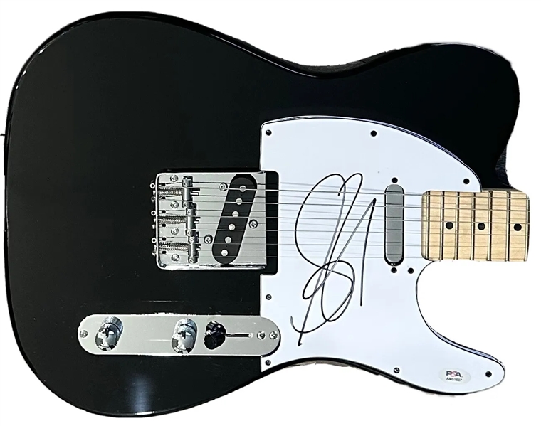 Aerosmith: Steven Tyler Signed Electric Guitar (PSA)