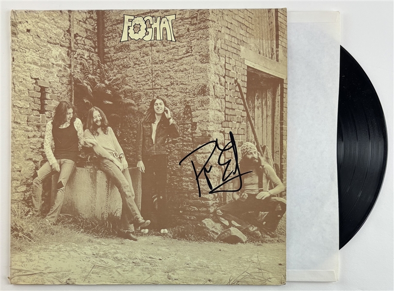 Foghat: Roger Earl Signed Debut Album Cover (Beckett/BAS)