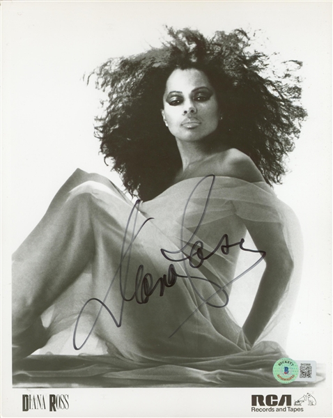 Diana Ross Signed RCA Records 8" x 10" B&W Promotional Photograph (Beckett/BAS)