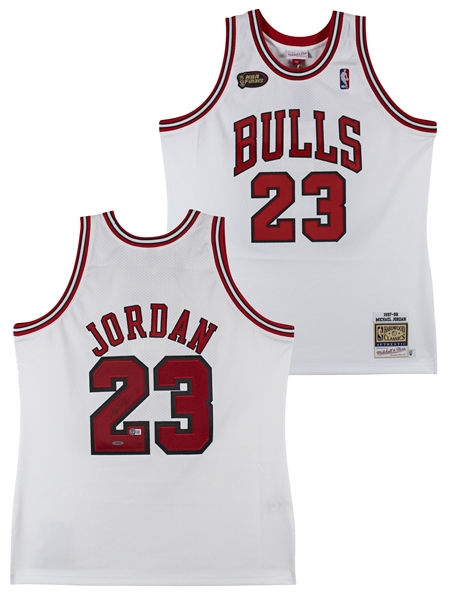 Michael Jordan Signed Mitchell & Ness 1998 Chicago Bulls NBA Finals Model Throwback Jersey (Beckett/BAS LOA & UDA Hologram)