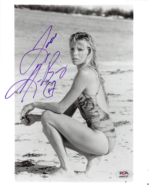 Kim Basinger Stunning Early Signed 8" x 10" B&W Photograph (PSA/DNA)