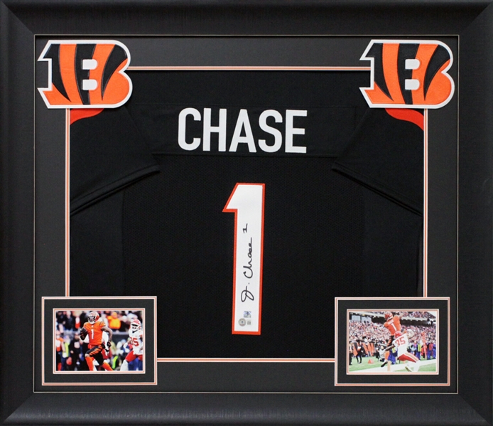 JaMarr Chase Signed Bengals Jersey in Custom Framed Display (Beckett/BAS Witnessed)