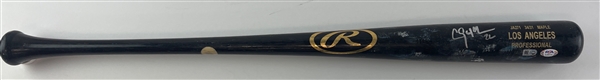 Clayton Kershaw Signed Team Issued Bat (PSA/DNA & MLB Holo)