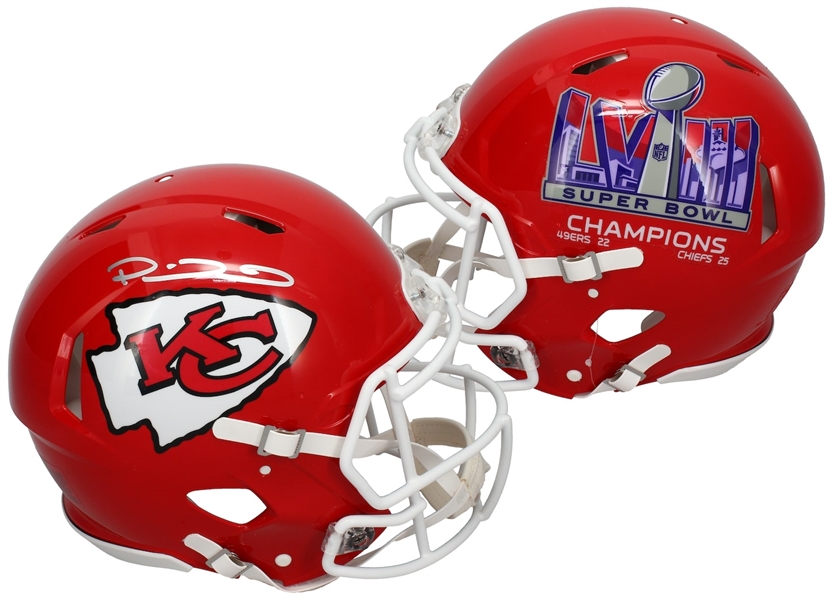 Patrick Mahomes Signed KC Super Bowl Logo Speed Helmet (Fanatics)