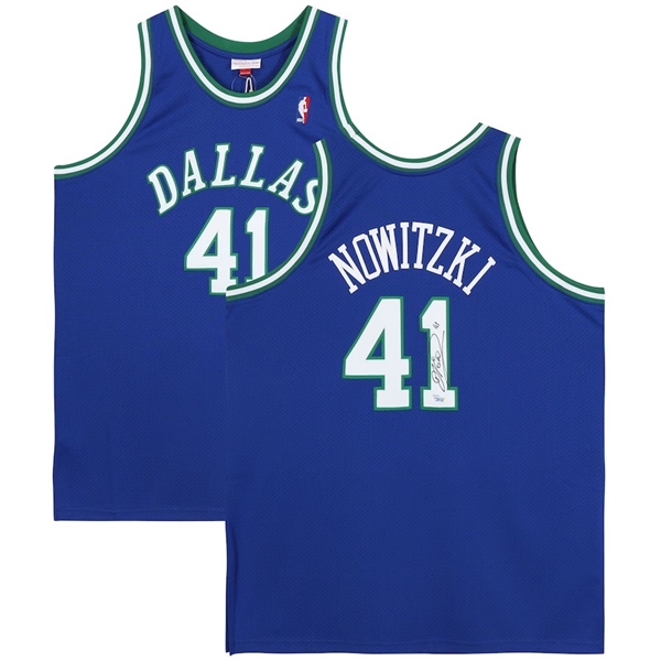 Dirk Nowitzki Signed Blue Mavericks Authentic 1998-99 Mitchell & Ness Jersey (Fanatics)