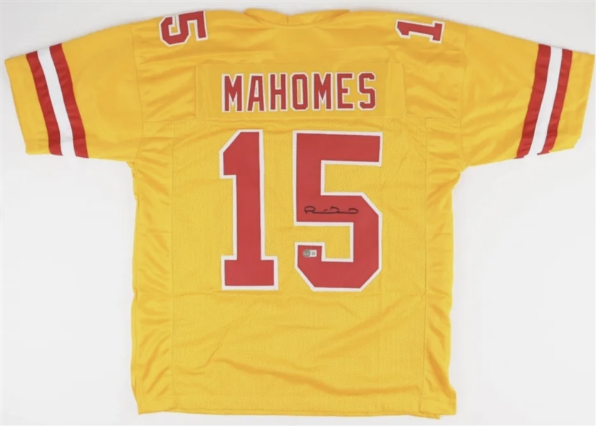 Patrick Mahomes Signed Kansas City Chiefs Gold Custom Jersey (Beckett/BAS)