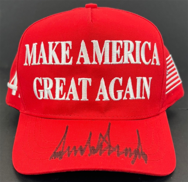 Donald Trump Signed "Make America Great Again" Hat (PSA/DNA LOA)