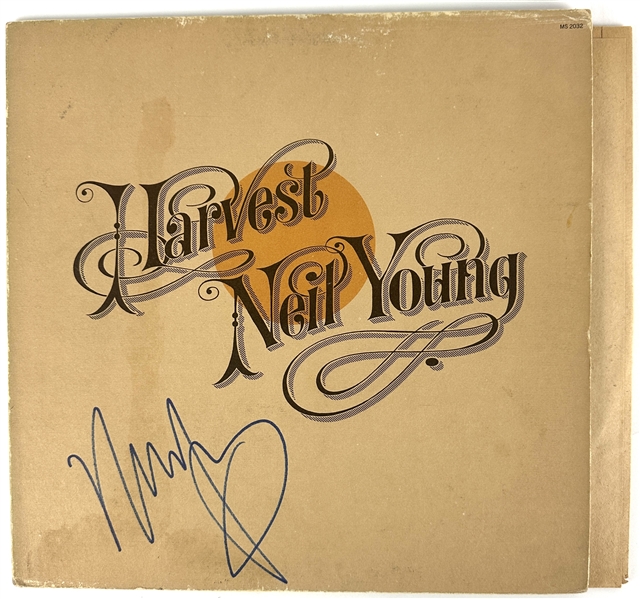 Neil Young Signed "Harvest" Record Album (JSA LOA)