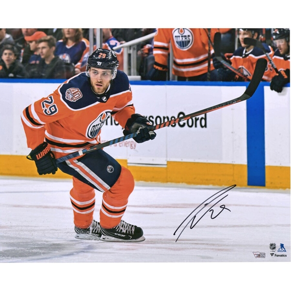 Leon Draisaitl Signed Edmonton Oilers 16" x 20" Photograph (Fanatic)